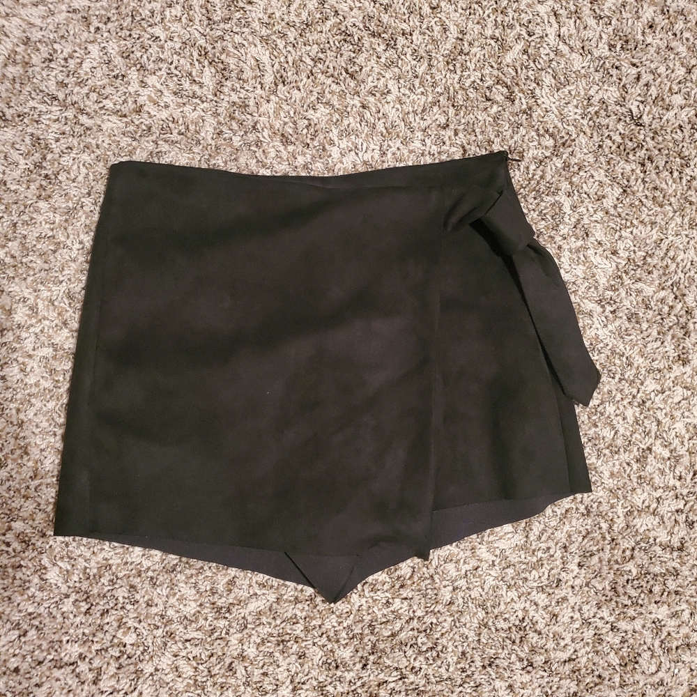 Zara Faux Suede Skort with Side Knot - Picture 2 of 11